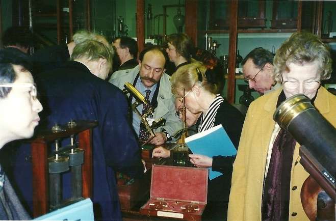 Visite active au mus&eacute;e scientifique du LLG